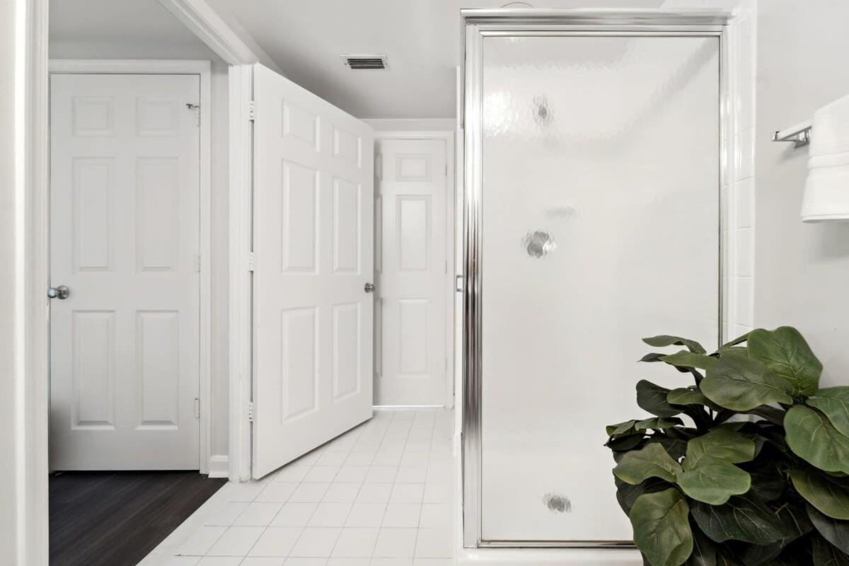 2Br Executive City Suite With Gym & Pool Arlington Exterior foto