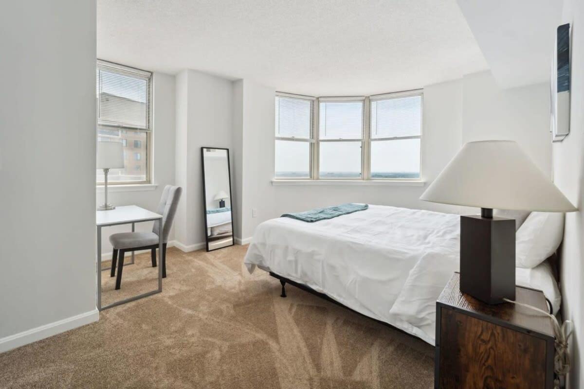2Br Executive City Suite With Gym & Pool Arlington Exterior foto
